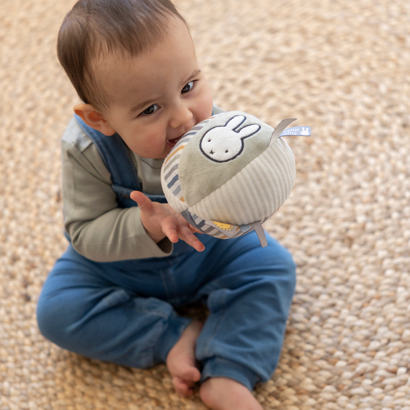 Μπάλα Δραστηριοτήτων Με Ήχο Miffy Fluffy Ραφ 47-3913