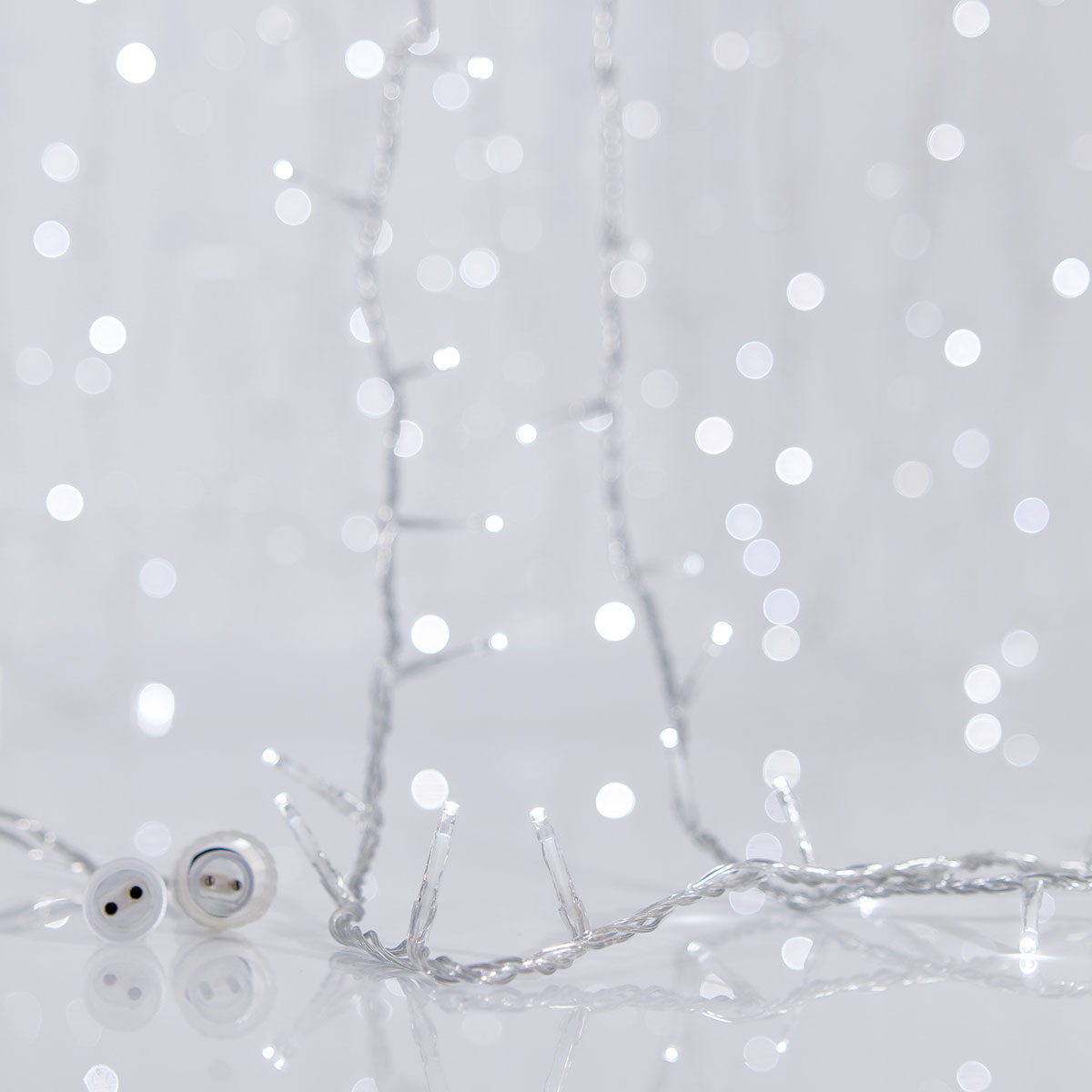 Χριστουγεννιάτικα Λαμπάκια 300 Led Σε Σειρά 18.1μ Σταθερά Ψυχρό Λευκό Επεκτεινόμενο Eurolamp 600-11325