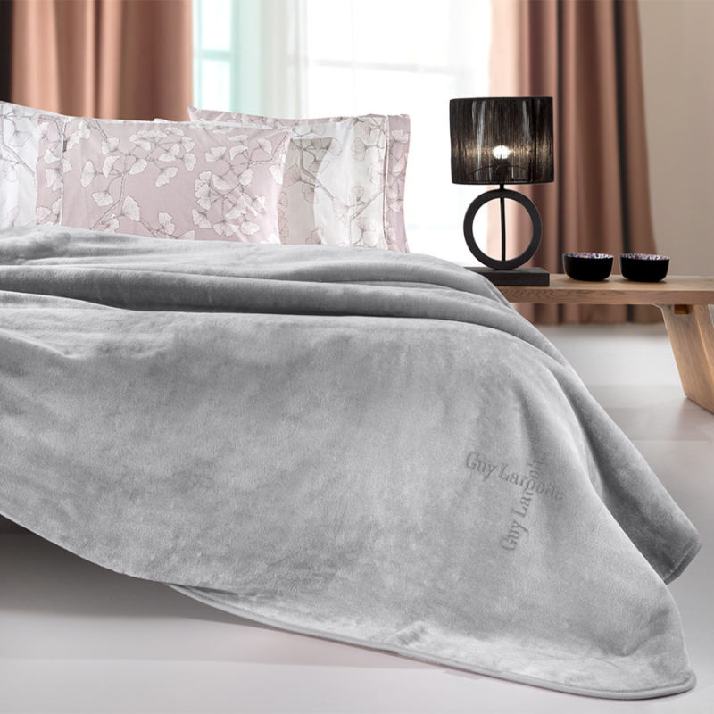 Κουβέρτα Βελουτέ Μονή (160x220) Guy Laroche Logo Silver