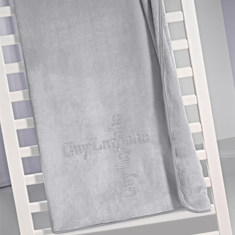 Κουβέρτα Βελουτέ Κούνιας (110x140) Guy Laroche Logo Silver
