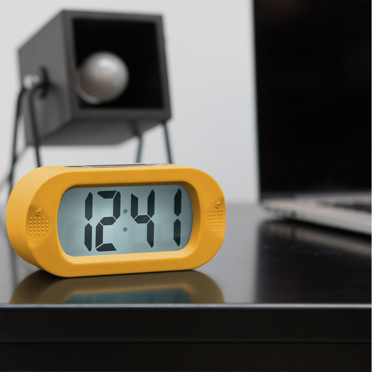 Ρολόι Επιτραπέζιο (14×7) – Ξυπνητήρι Karlsson Gummy Ochre Yellow 272240