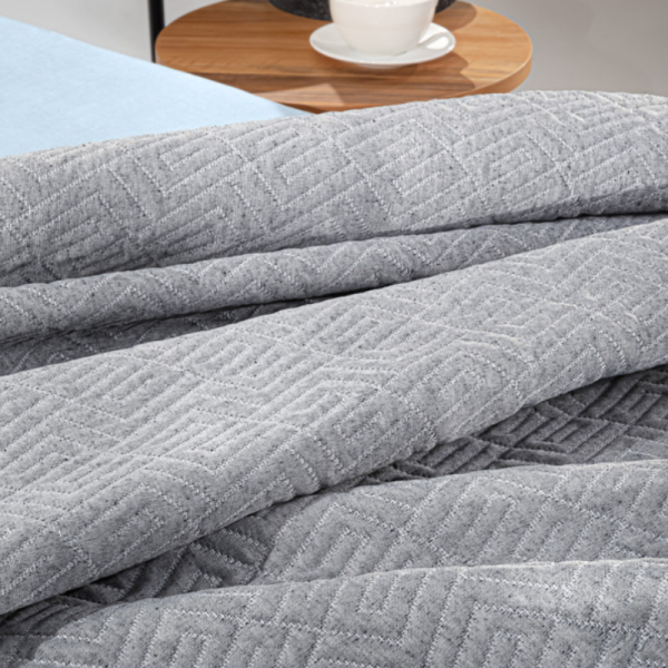 Κουβερτόριο Υπέρδιπλο (245x260) Guy Laroche Pattern Black & White