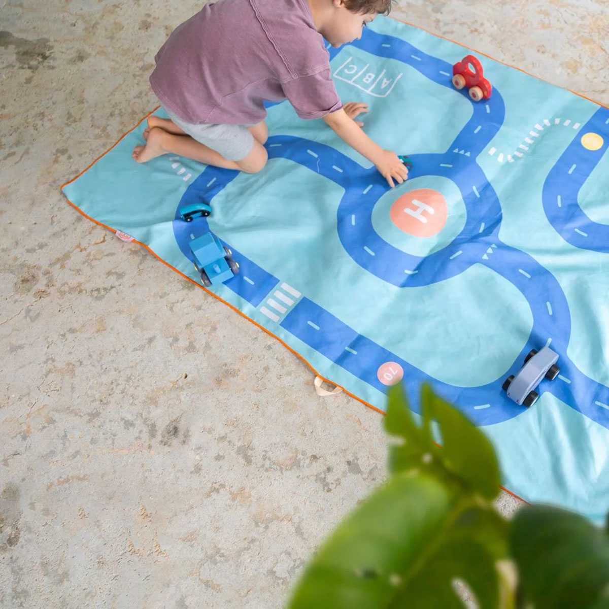 Παιδική Πετσέτα Θαλάσσης Microfiber 2 Όψεων (100X180) Quut Qu174141 Home Πετσέτες Παιδικές Spitishop