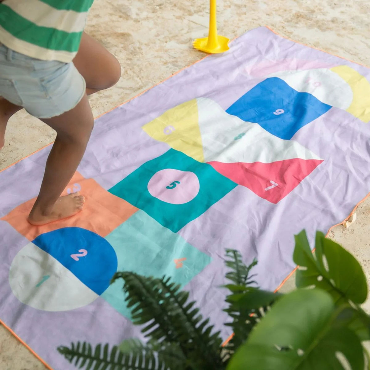 Παιδική Πετσέτα Θαλάσσης Microfiber 2 Όψεων (100X180) Quut Qu174165 Home Πετσέτες Παιδικές Spitishop