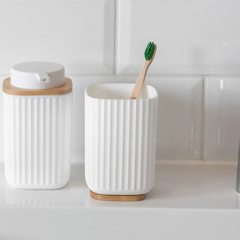 Ποτηροθήκη Μπάνιου (Φ8.5x11) Wenko Rotello White 25293100