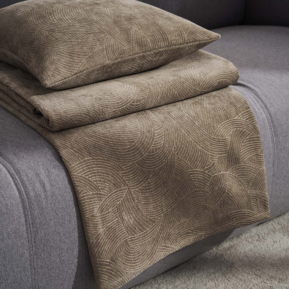Ριχτάρι Καναπέ Διθέσιου Βελουτέ (180X250) Gofis Home Nimbus Taupe 447 22 Λευκά Είδη Σαλονιού Ριχτάρια Spitishop