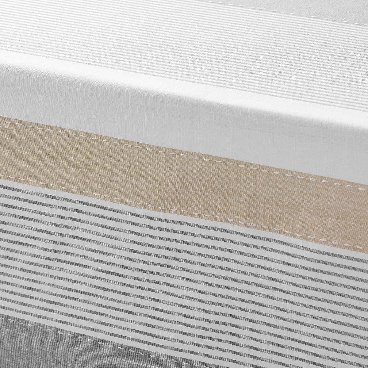 Τραπεζομάντηλο (140X240) L-C Iliade 1731365 Home Λευκά Είδη Κουζίνας & Τραπεζαρίας Τραπεζομάντηλα Spitishop