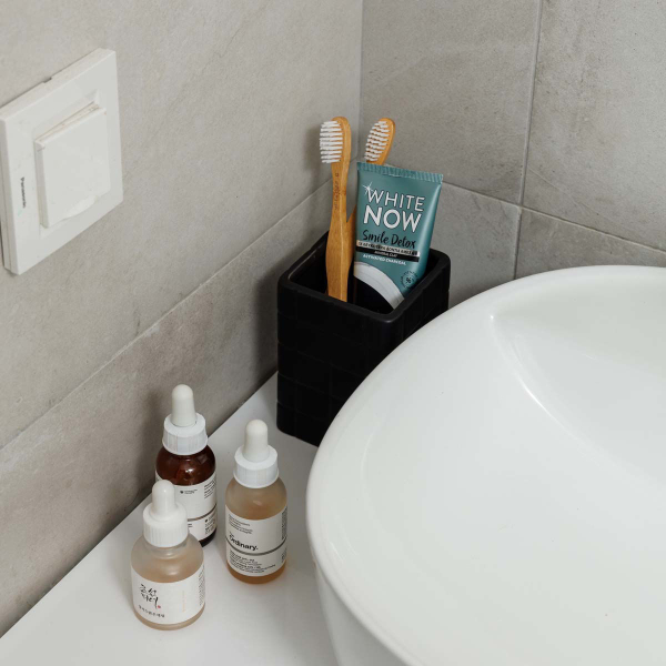 Ποτηροθήκη Μπάνιου (7.5x7.5x11) Estia Tiles Μαύρο 02-27704