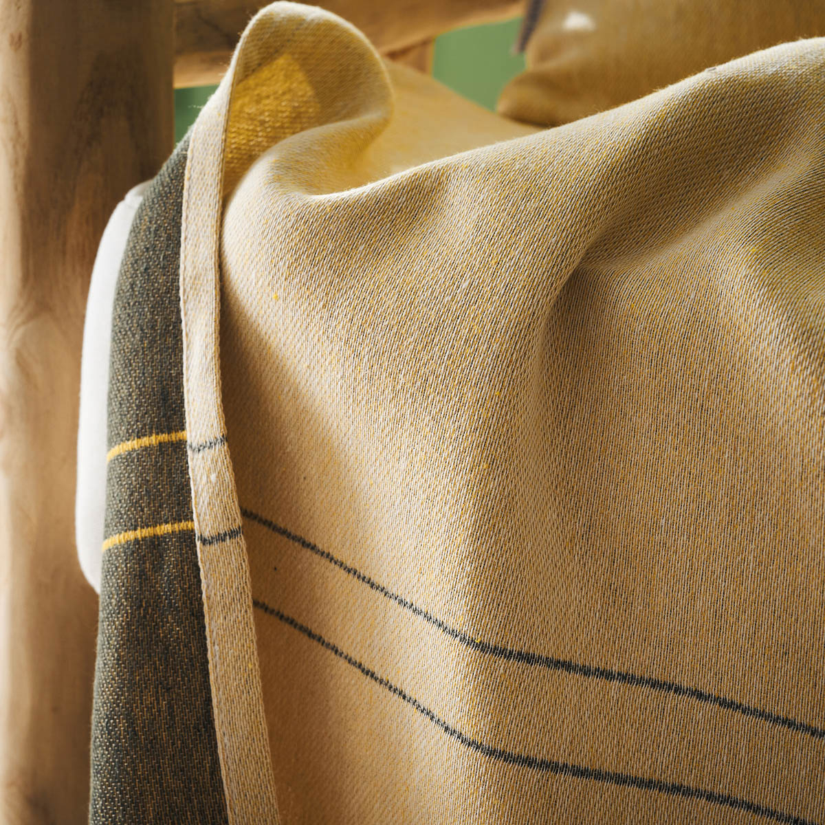 Ριχτάρι Πολυθρόνας (180X180) Gofis Home Ziyi Wheat Yellow 339 04 Λευκά Είδη Σαλονιού Ριχτάρια Καναπέ Spitishop