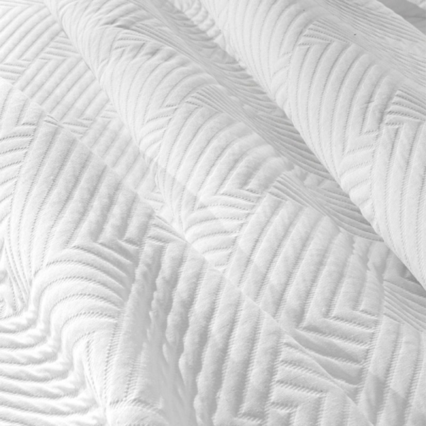 Κουβερτόριο Ημίδιπλο (180x260) Guy Laroche Lupo White