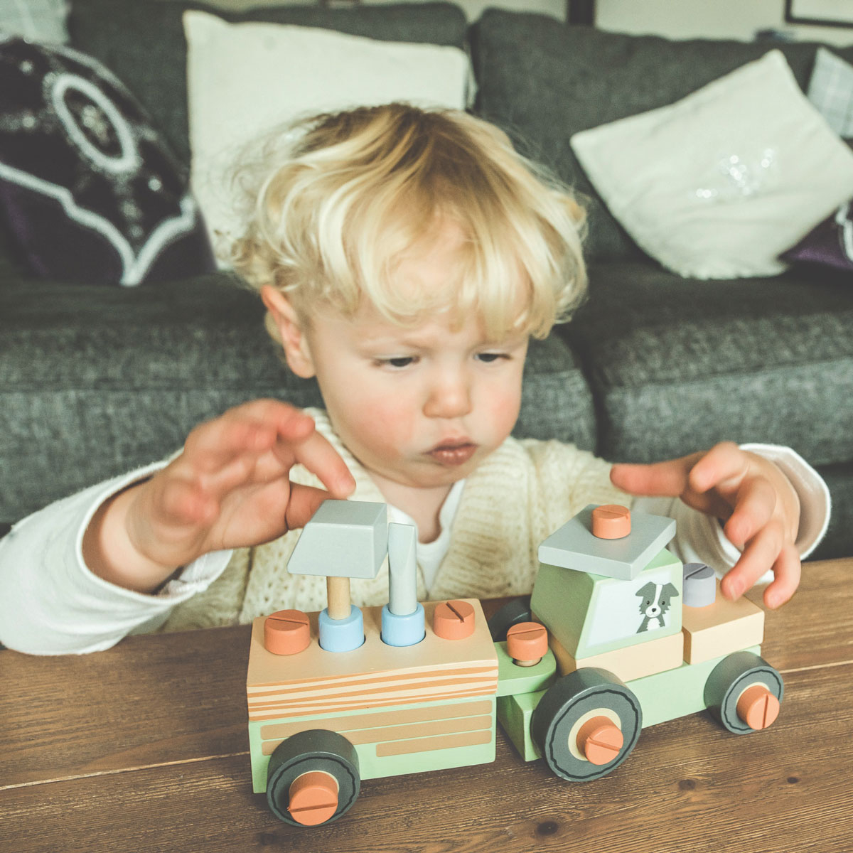 Ξύλινο Παιχνίδι Orange Tree Toys Tractor 60-12801