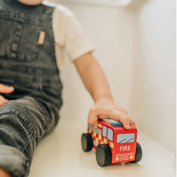 Ξύλινο Παιχνίδι Τρεχαλίτσα Orange Tree Toys Fire Department 60-07411