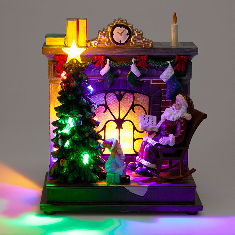 Χριστουγεννιάτικο Διακοσμητικό Με Led & Κίνηση (16.9x12.7x20.2) K-M Fireplace Reading AJG000010
