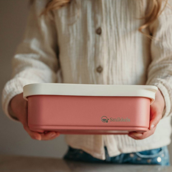 Φαγητοδοχείο 900ml (18.5x12.5x6.5) Smikkels Ροζ 63-10051