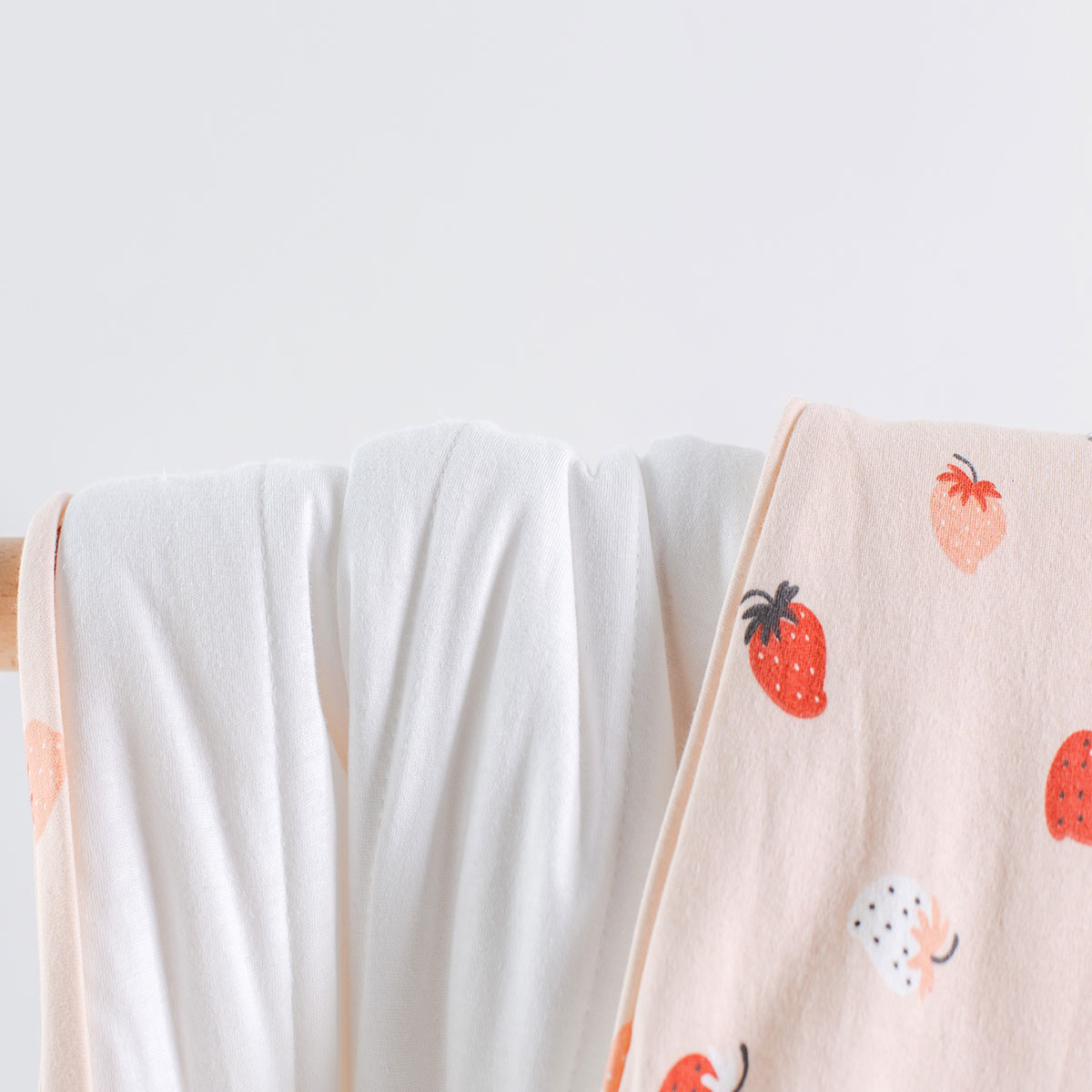 Χειμερινός Υπνόσακος 2 5 Tog (0-6 Μηνών) Abo Bag Me Strawberry Home Βρεφικά Προίκα Μωρού Υπνόσακοι Spitishop