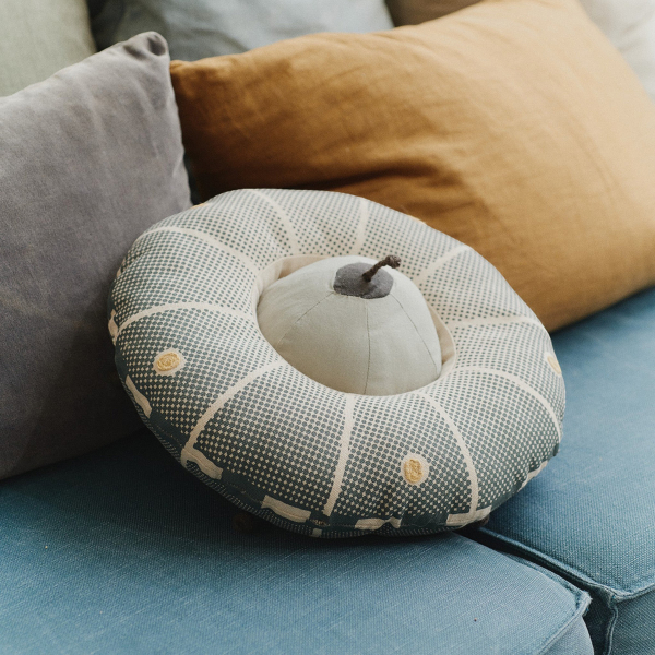 Διακοσμητικό Μαξιλάρι (Φ35) Lorena Canals UFO