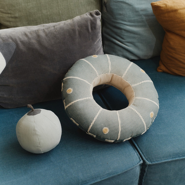 Διακοσμητικό Μαξιλάρι (Φ35) Lorena Canals UFO