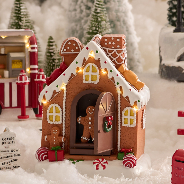 Χριστουγεννιάτικο Σπιτάκι Με Led - Μουσική - Κίνηση (13.5x13.5x16.2) F-R Gingerbread House 208848