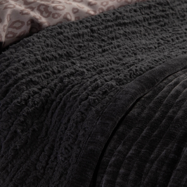 Λεπτό Πάπλωμα Βελουτέ Υπέρδιπλο Με Γουνάκι (230x240) Nef-Nef Homeware Elements Brave Black