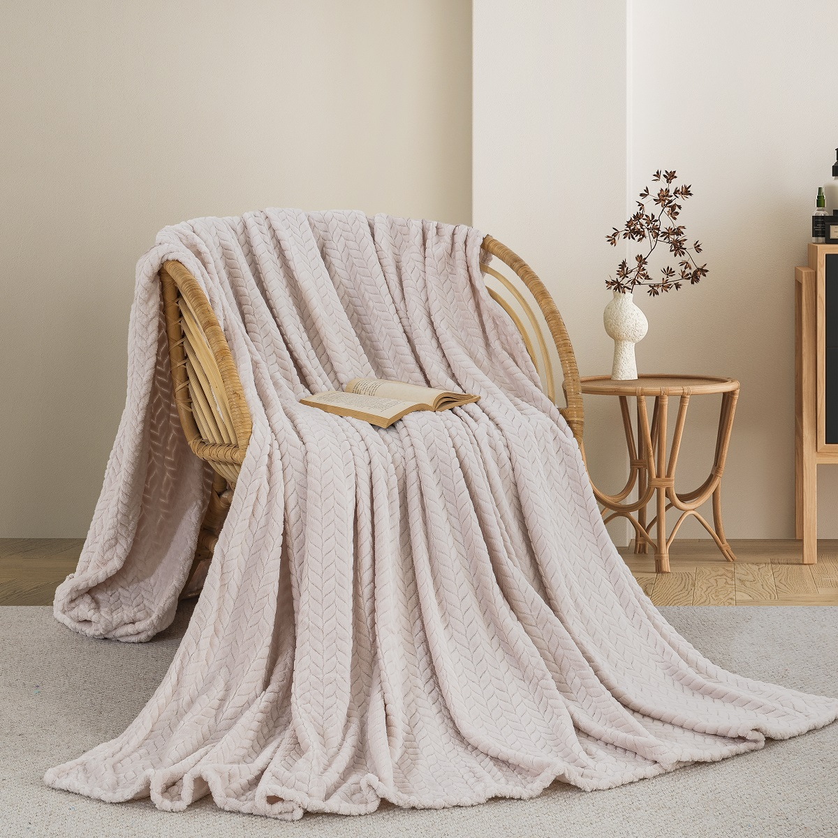 Adam Home Κουβέρτα Fleece Υπέρδιπλη (220x240) AdamHome 550 Ivory