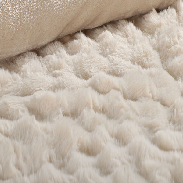 Γούνινη Μαξιλαροθήκη (50x70) Silk Fashion Burble Cream