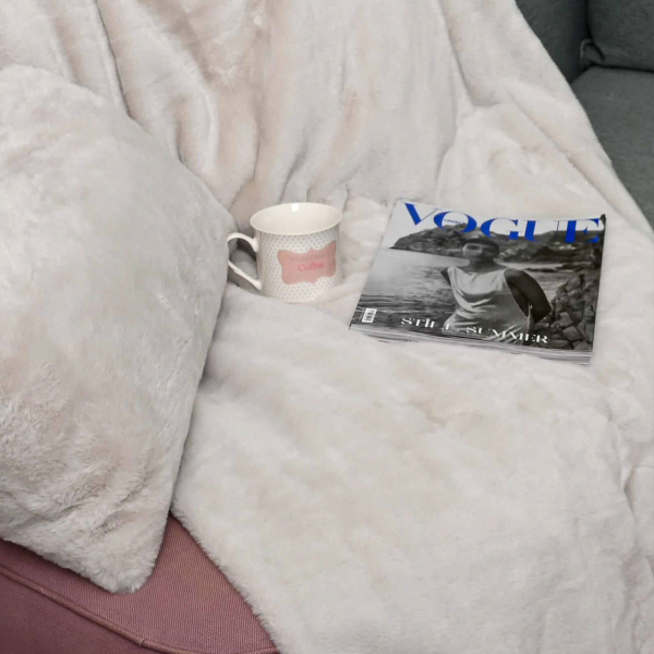 Γούνινο Διακοσμητικό Ριχτάρι/Κουβέρτα Καναπέ (130x170) Pol Rugs & Mats Rabbit Ivory