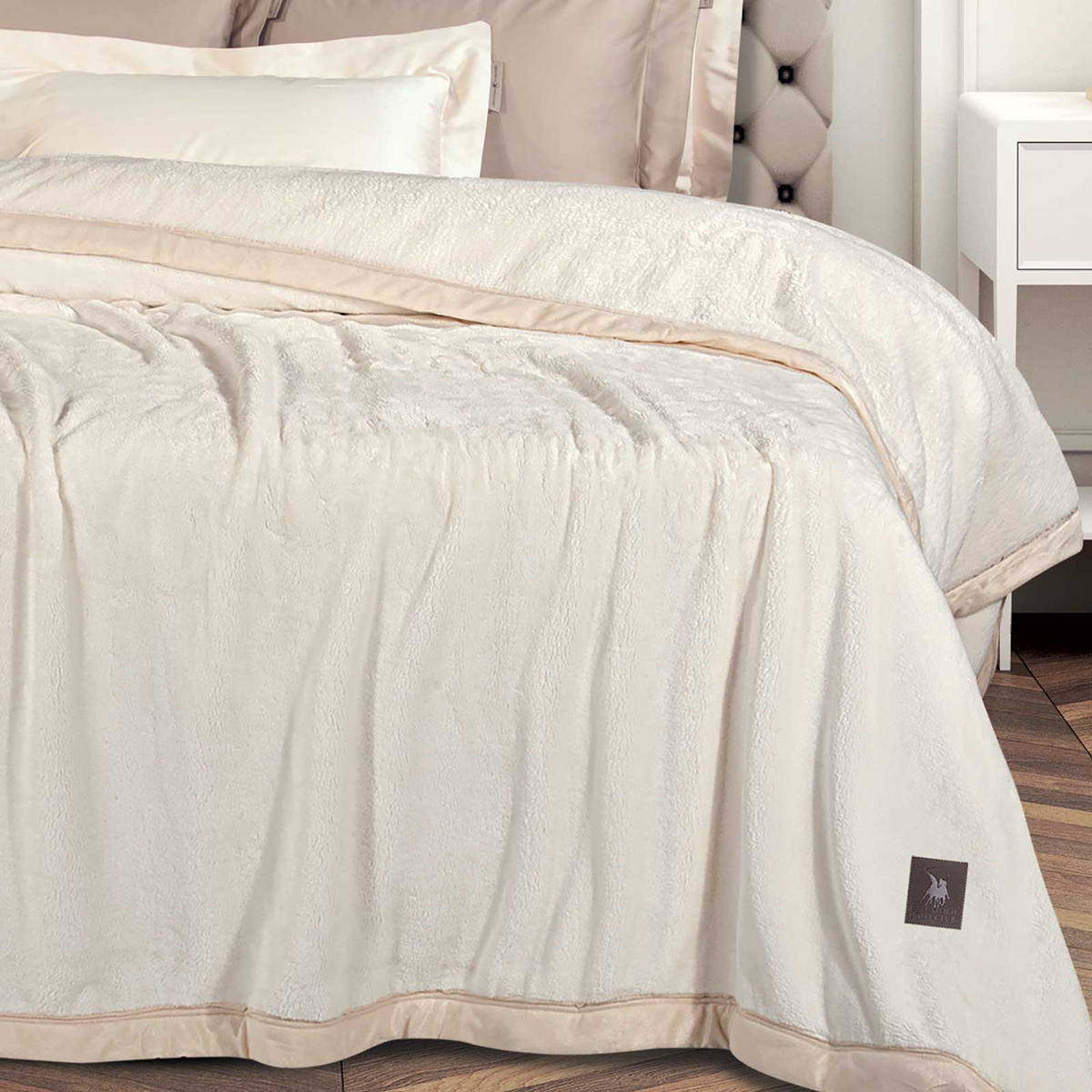 Κουβέρτα Βελουτέ King Size (240X250) Greenwich Polo Club Essential 3974 Royal White Home Λευκά Είδη Κρεβατοκάμαρας Κουβέρτες Υπέρδιπλες Spitishop