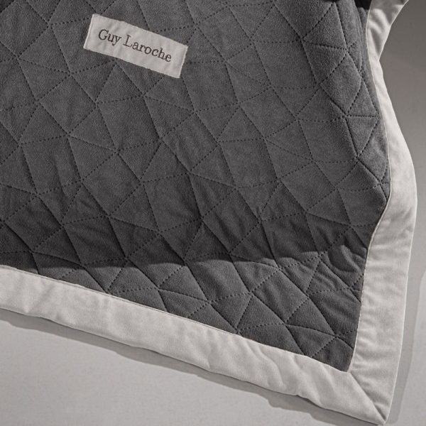 Ριχτάρι Καναπέ Τετραθέσιου (170x350) + Διακοσμητική Μαξιλαροθήκη (42x42+3) Guy Laroche Avalon Carbon