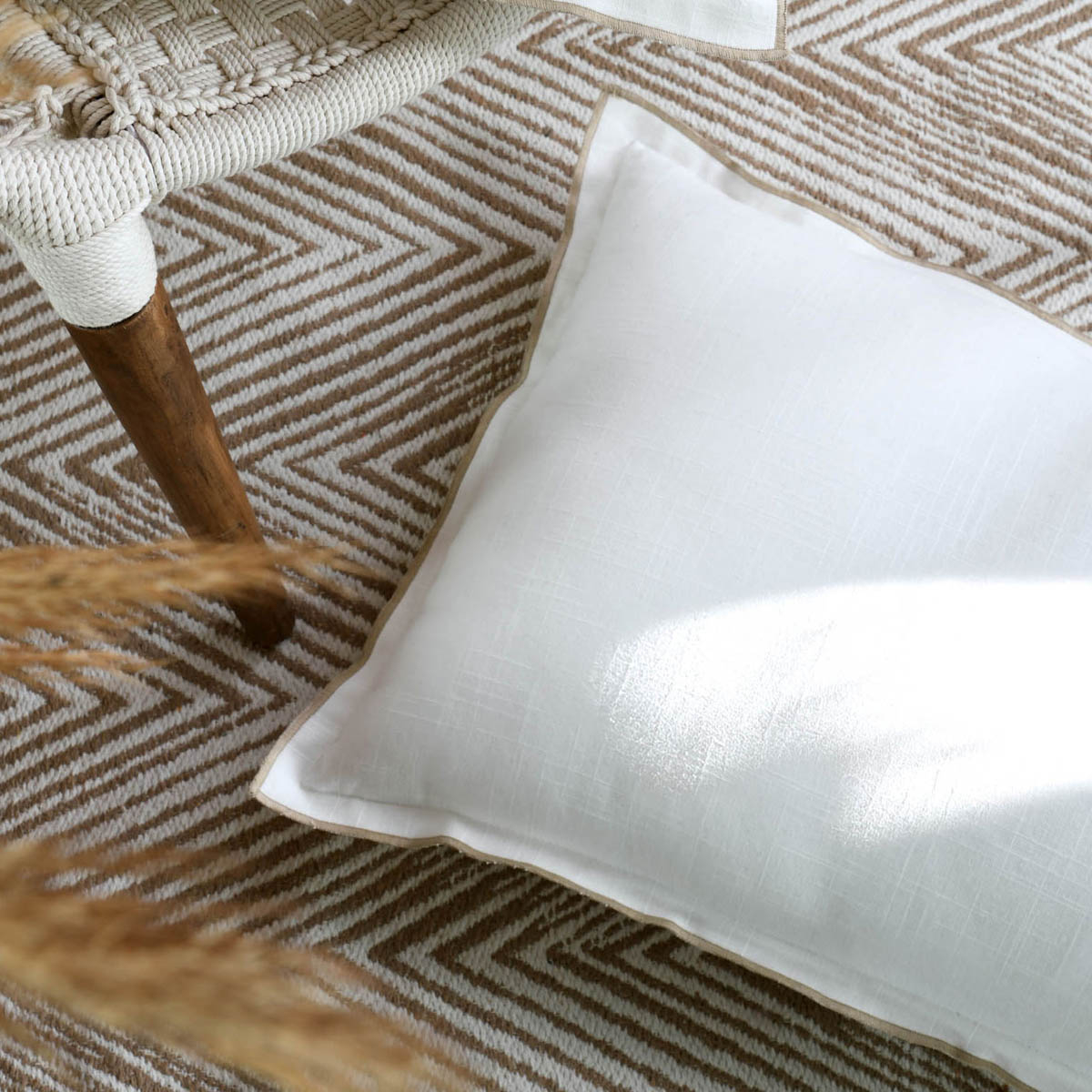 Διακοσμητικό Μαξιλάρι (45X45) S-F Helios White C2D092005 Home Λευκά Είδη Σαλονιού Μαξιλάρια Διακοσμητικά Spitishop