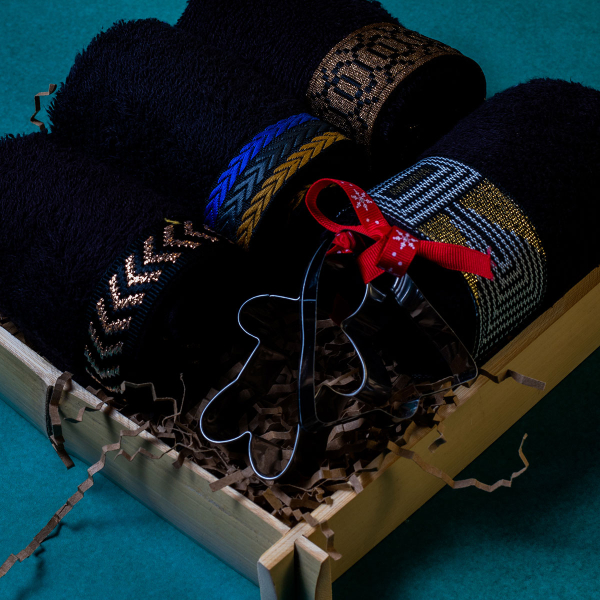 Πετσέτες Δώρου (Σετ 4τμχ) White Fabric Gold Leaf 600gsm