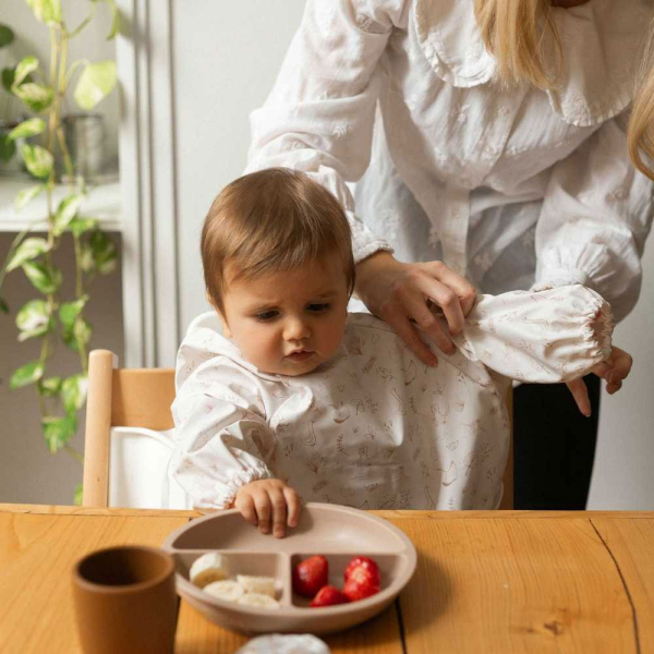 Σαλιάρα Με Μανίκια 6+ Μηνών (40x30) Trois Kilos Sept Λευκό 55-8085422