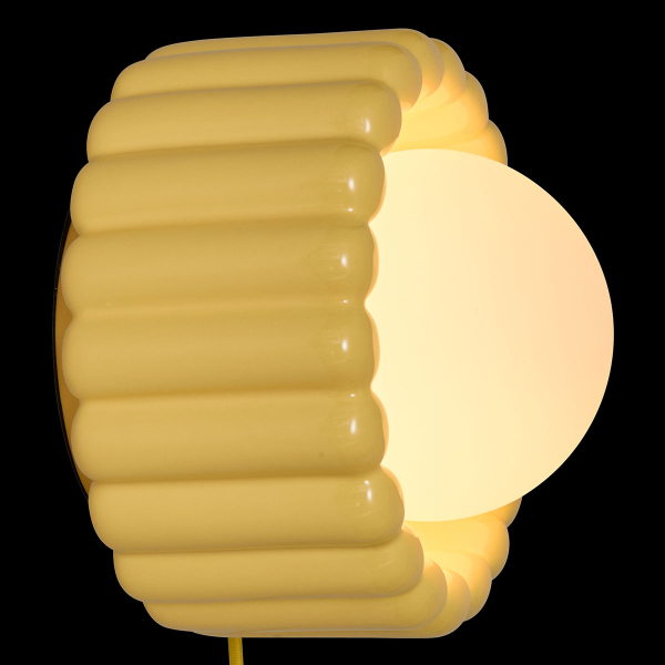 Απλίκα Τοίχου Με Φις Πρίζας A-S Lotta Yellow 210395B