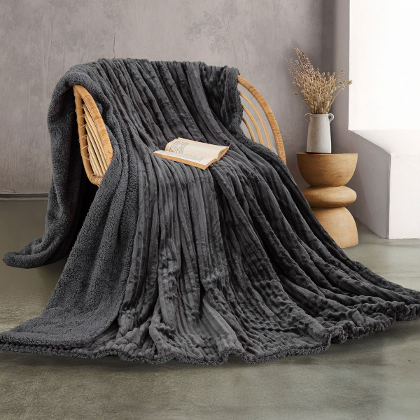 Κουβέρτα Fleece Υπέρδιπλη Με Γουνάκι (220x240) Rythmos Jollein