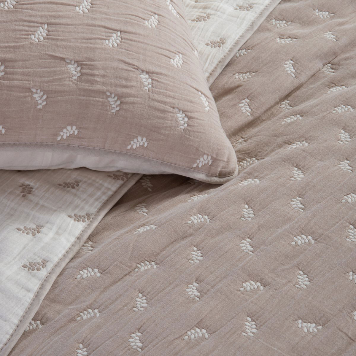 Κουβερλί Υπέρδιπλο (230X240) 2 Όψεων Nef-Nef Homeware Surreal Beige Home Λευκά Είδη Κρεβατοκάμαρας Υπέρδιπλα Spitishop