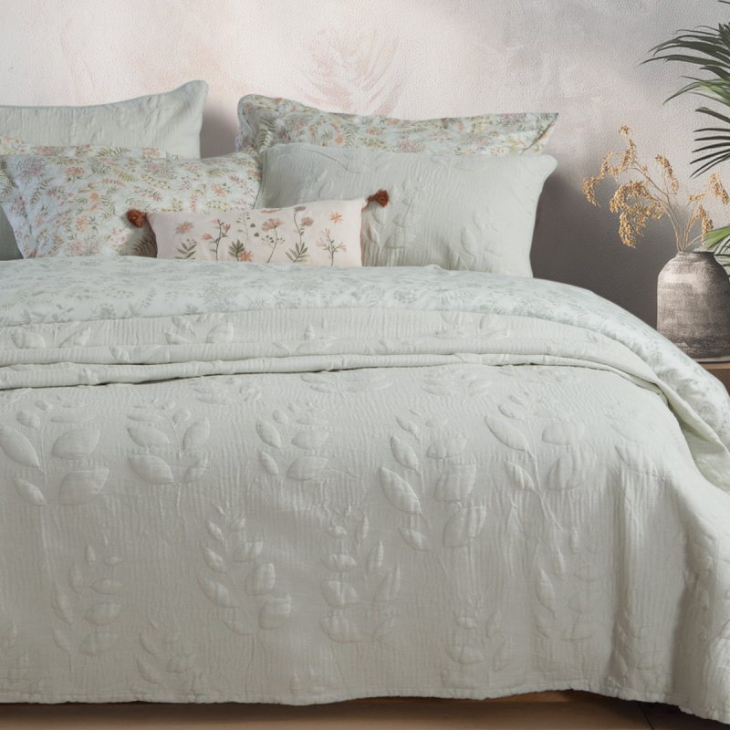 Κουβερλί Υπέρδιπλο (230x240) Nef-Nef Premium Emily Mint