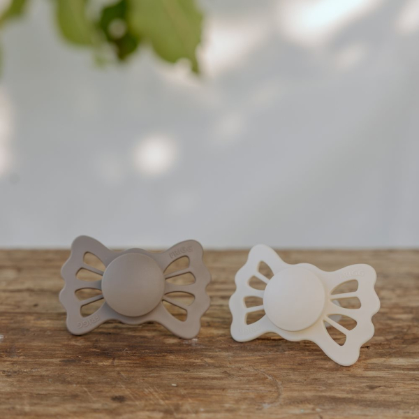 Πιπίλες Σιλικόνης Ανατομικές 0Μ+ (Σετ 2τμχ) Frigg Lucky Portobello/Cream