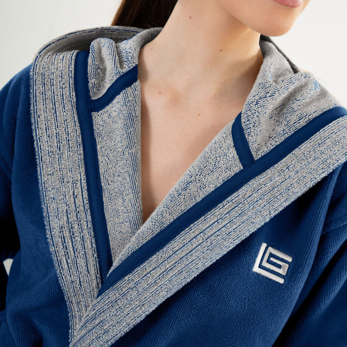 Μπουρνούζι Guy Laroche Monogram Marine Large Home Λευκά Είδη Μπάνιου Μπουρνούζια Spitishop
