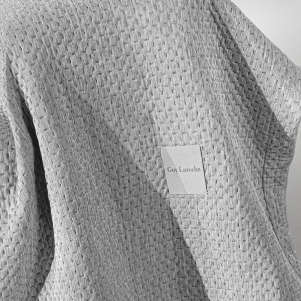 Ριχτάρι Καναπέ Τριθέσιου (170x300) + Διακοσμητική Μαξιλαροθήκη (45x45+3) Guy Laroche Cooling Silver Με Δροσιστική Τεχνολογία