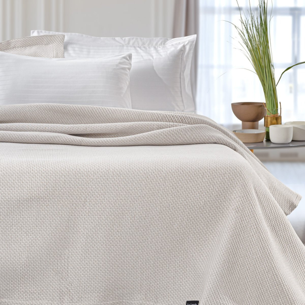 Κουβερτόριο Υπέρδιπλο (245x260) Guy Laroche Slalom Ivory