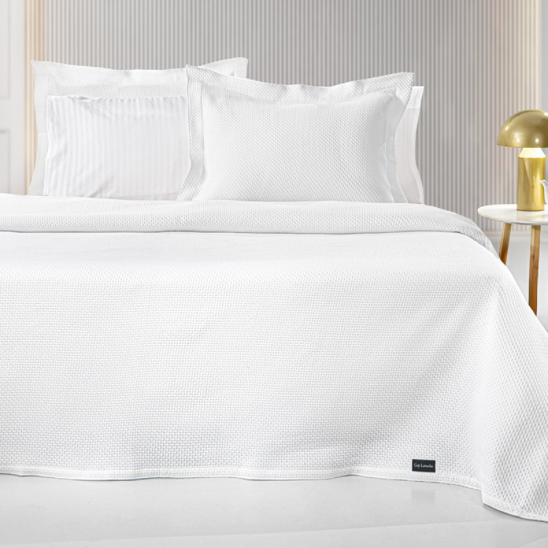 Κουβερτόριο Υπέρδιπλο (245x260) Guy Laroche Slalom White