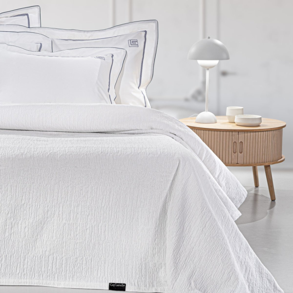 Κουβερτόριο King Size (260x250) Guy Laroche Diana White