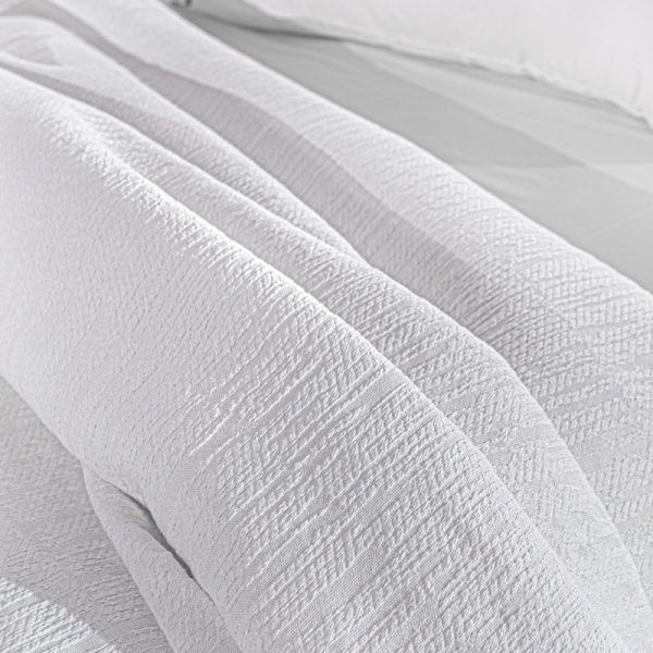 Κουβερτόριο King Size (260x250) Guy Laroche Diana White