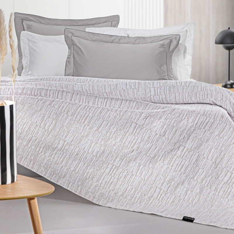 Κουβερτόριο King Size (260x250) Guy Laroche Diana Smoke