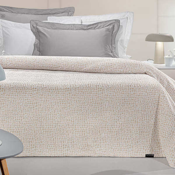 Κουβερτόριο King Size (260x250) Guy Laroche Luna Natural