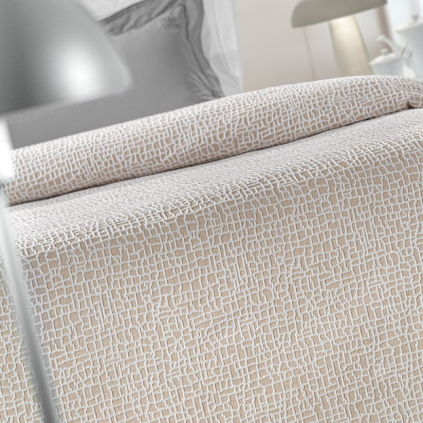 Κουβερτόριο King Size (260x250) Guy Laroche Luna Natural