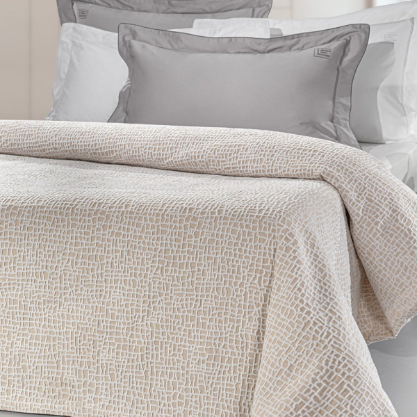 Κουβερτόριο King Size (260x250) Guy Laroche Luna Natural