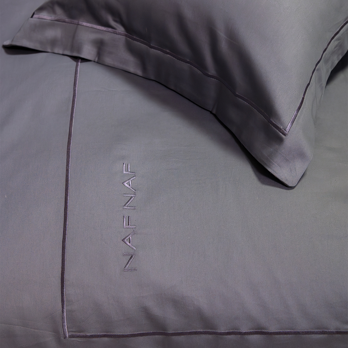 Παπλωματοθήκη Υπέρδιπλη (Σετ 225X245) Naf-Naf Unique Dark Grey Home Λευκά Είδη Κρεβατοκάμαρας Παπλωματοθήκες Υπέρδιπλες King Size Spitishop