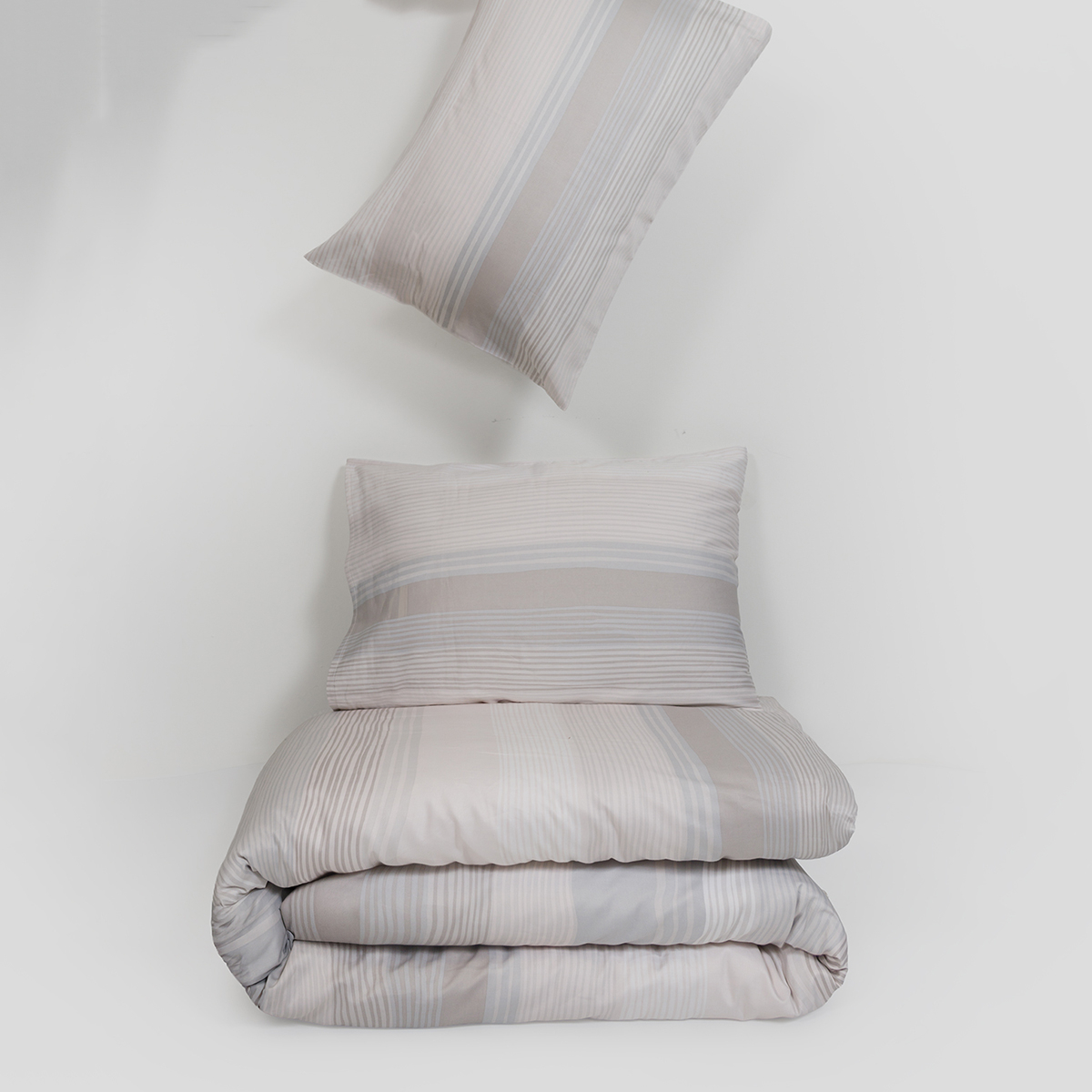 Παπλωματοθήκη Υπέρδιπλη (Σετ 225X245) Naf-Naf Diamond 254 Opal Grey Home Λευκά Είδη Κρεβατοκάμαρας Παπλωματοθήκες Υπέρδιπλες King Size Spitishop