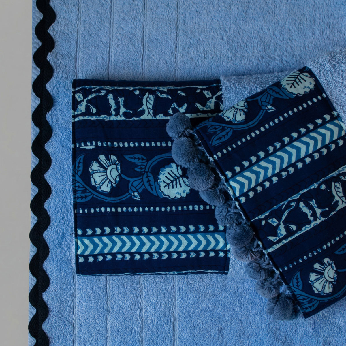 Πετσέτα Προσώπου (50X100) White Fabric Keiko Blue 600Gsm Home Λευκά Είδη Μπάνιου Πετσέτες Spitishop