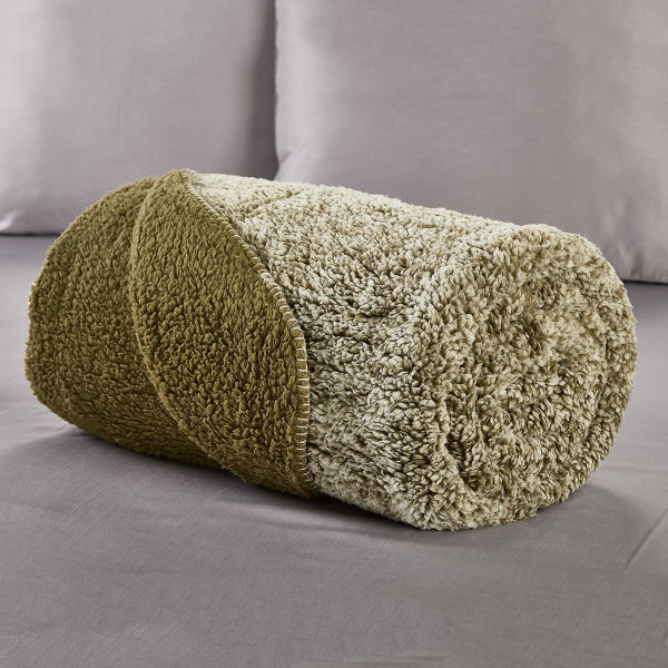 Κουβέρτα Fleece Υπέρδιπλη Με Γουνάκι (220x240) Whitegg KB156